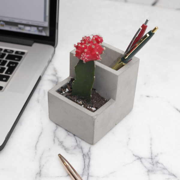 betonnen bureau planter